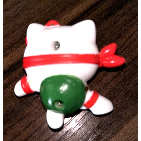 2025 McDonalds Toy #4 HELLO KITTY X RAPHAEL WHITE Teenage Mutant Ninja Turtle - Picture 3 of 3